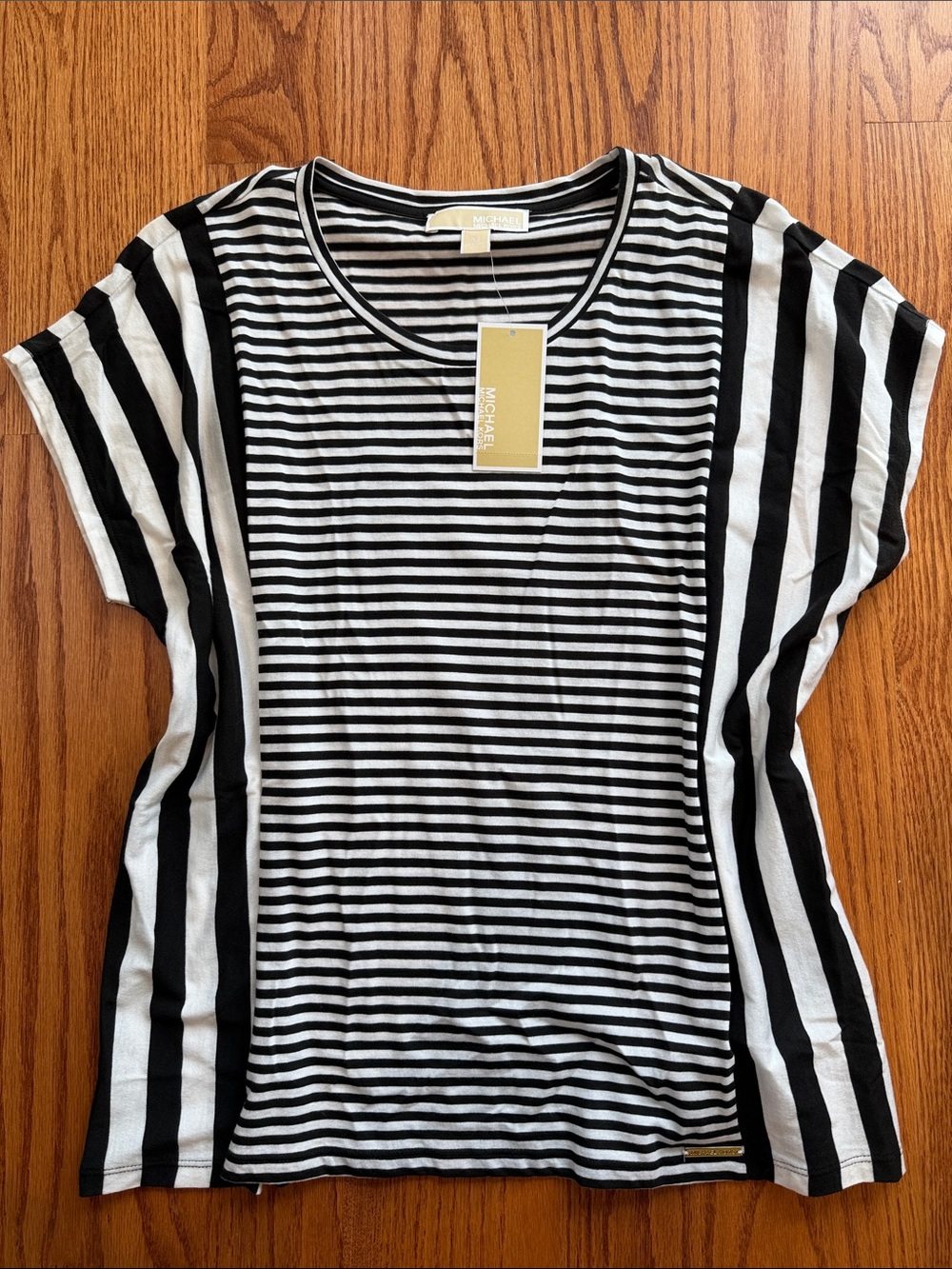 NWT 🖤 Michael Kors Black & White Striped Short Sleeve Tee XS